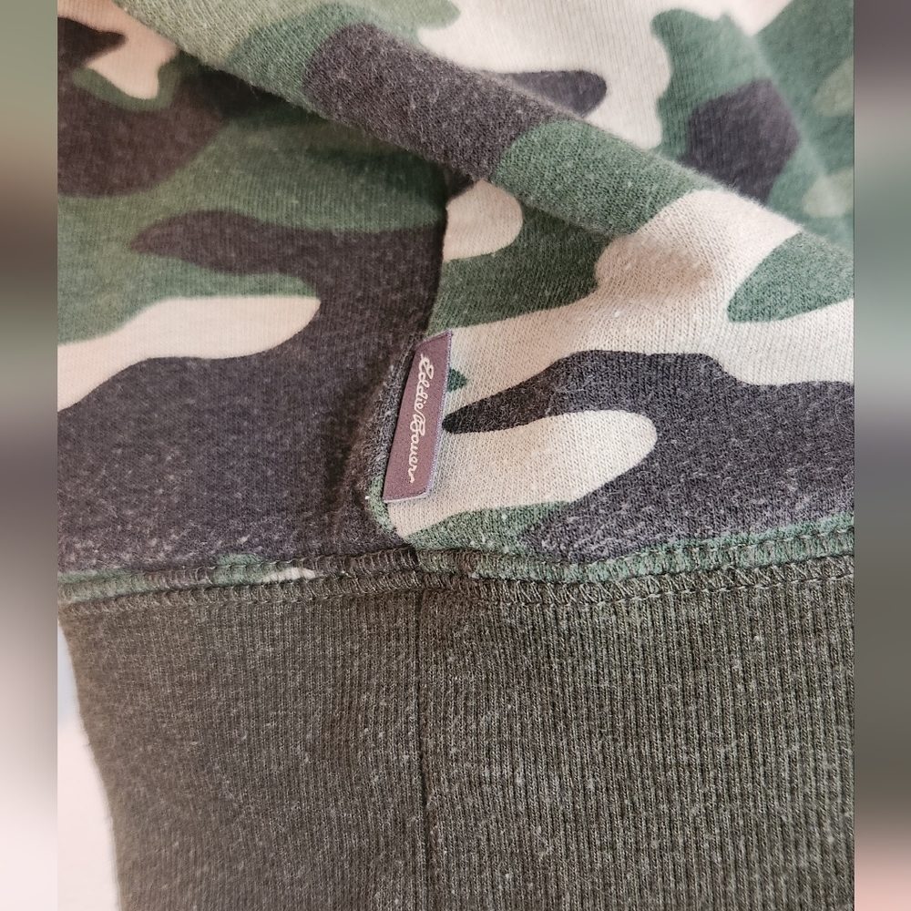 Eddie Bauer Sporty Camo‎ Pullover Sweatshirt Activewear, Size M - Picture 4 of 6